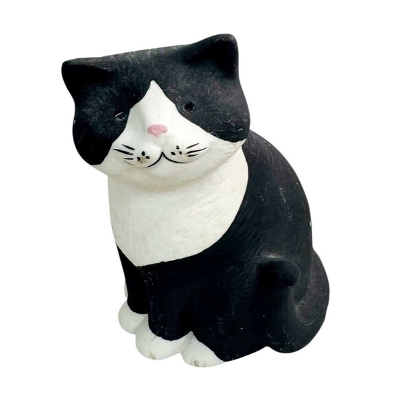 Highbank Other - Vtg Highbank Porcelain Cat Figurine Black & White Bisque Lochgilphead Scotland